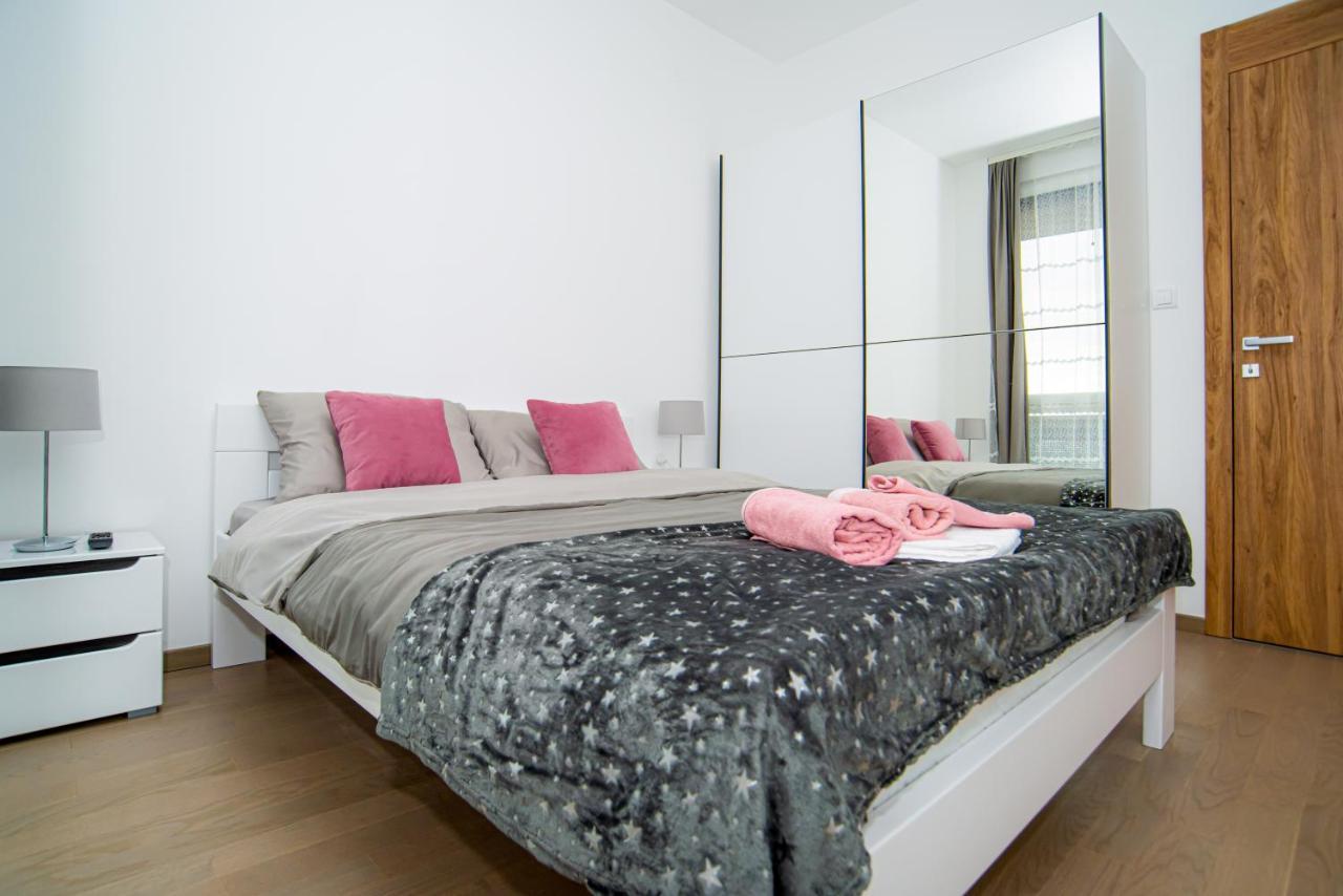 Lust Premium Apartments Крагуєваць Екстер'єр фото