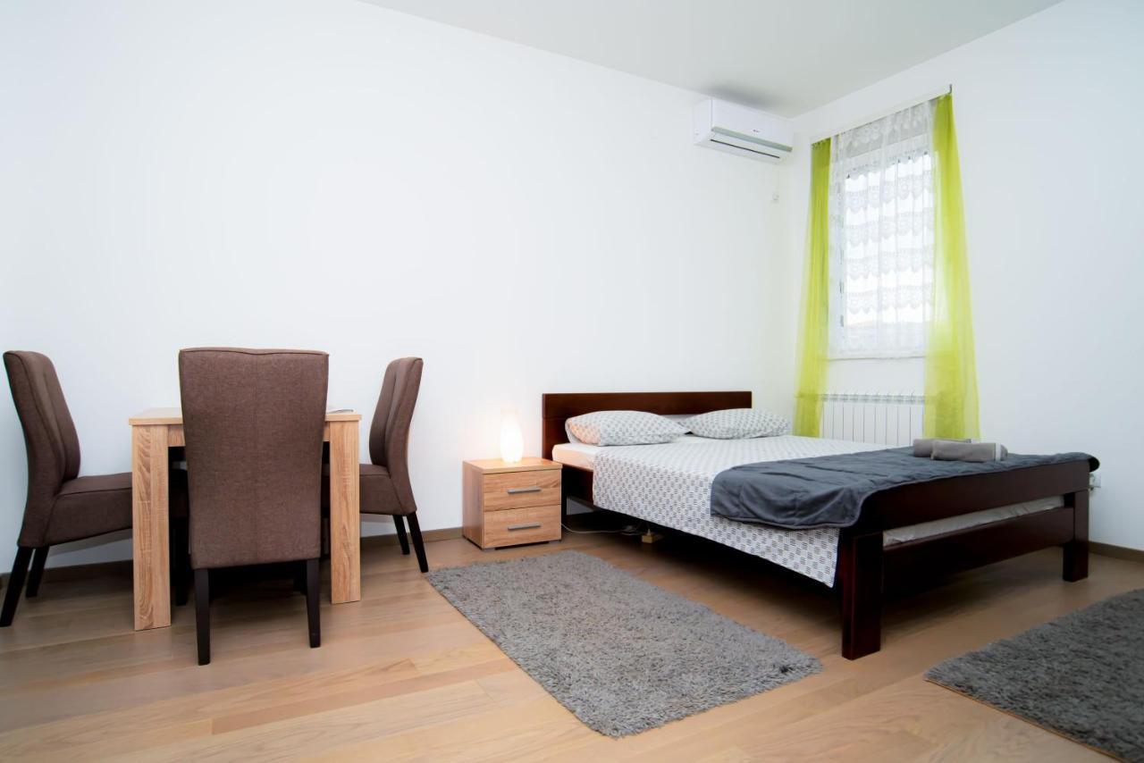 Lust Premium Apartments Крагуєваць Екстер'єр фото