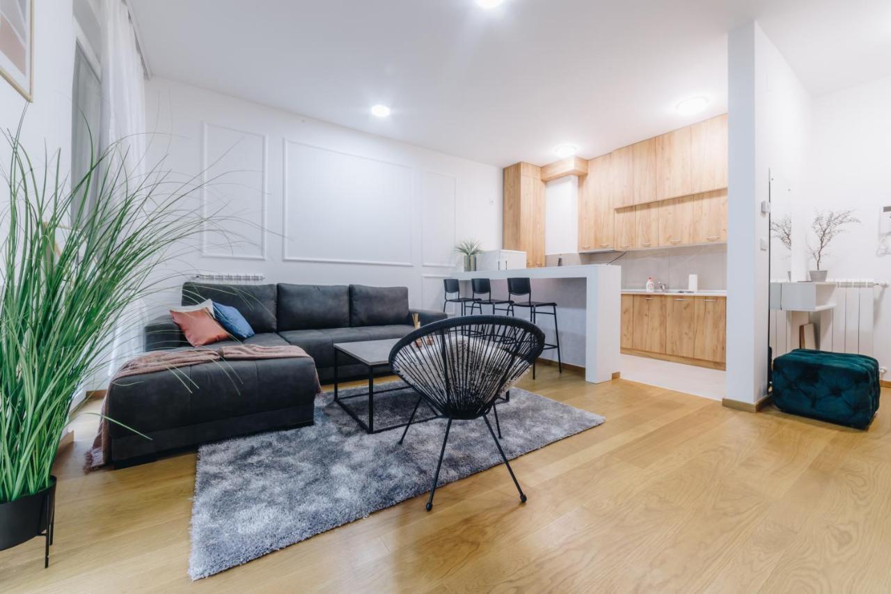 Lust Premium Apartments Крагуєваць Екстер'єр фото