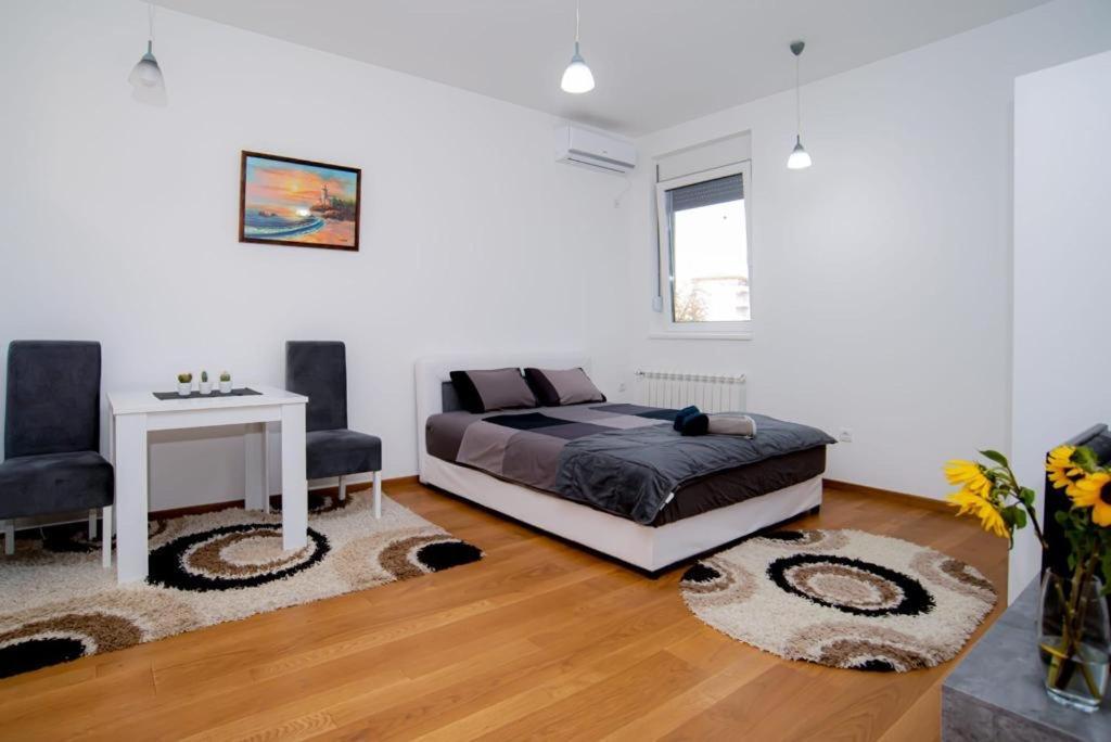 Lust Premium Apartments Крагуєваць Екстер'єр фото
